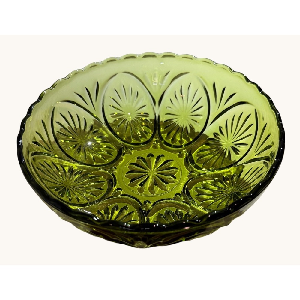 Vintage Anchor Hocking Avocado Green Medallion Serving Bowl 9" Star & Cameo